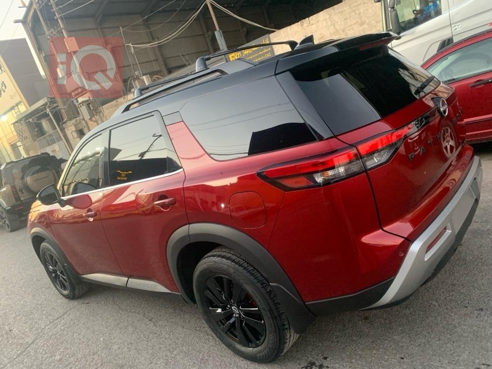 نيسان باثفايندر